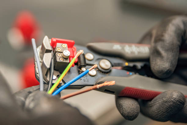 Best Local Electrician Companies  in Torrington, CT