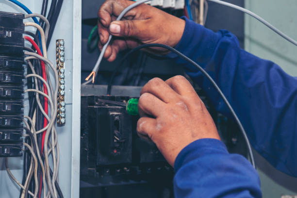 Best Affordable Emergency Electrician  in Torrington, CT